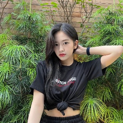 HeSelina47299's profile picture. 