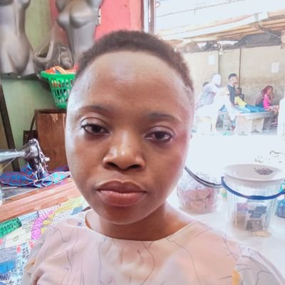 paulinOkon33's profile picture. 