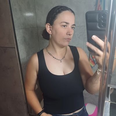 MilagrosDorreg2's profile picture. 24 añitos 💜
Emilia Romiti ❤️
21 de Septiembre ❤️😍