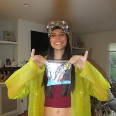 zoepankakes's profile picture. 