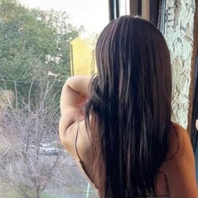 674zarish674's profile picture. I am who I am, your approval isn't needed.