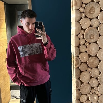 valentin59111's profile picture. 