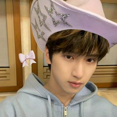 cake0fcheese's profile picture. sabias que la M de MA JIAQI es porque ME gusta 😎🤟