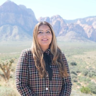 Immigrant kid making a difference. RT's are not endorsements. Coalition Director @NVEnviroJustice. she/her/Ella #BattleBorn