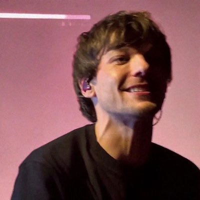 1d, dsmp, larry, yungblud, MGK and a lot of other things that I'm obsessed with