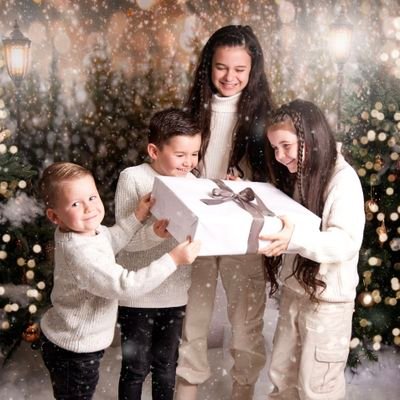 LBallingallx's profile picture. Mum of 4 👸👸🤴🤴
Wife of Darrin ❤️