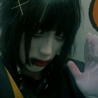 ✭ ! #shedtwt ! || block dont report ;3 || -15 dni // insane twstie..