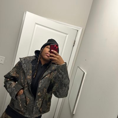 RitaxbxRed's profile picture. 🚺 | 🔴 @ManUtd Fan | Football (⚽️) Lover | JS7 | Harry ⚡️Potter Stan