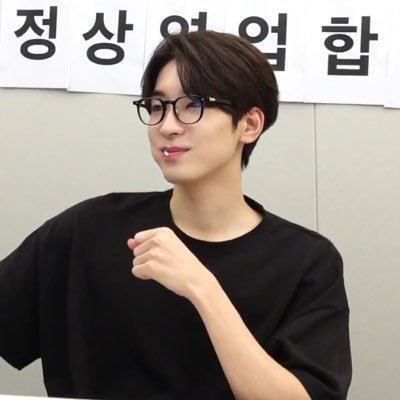 _iim04yo's profile picture. ⟢ 𝑺𝒆𝒗𝒆𝒏𝒕𝒆𝒆𝒏 ✴︎ 2004's