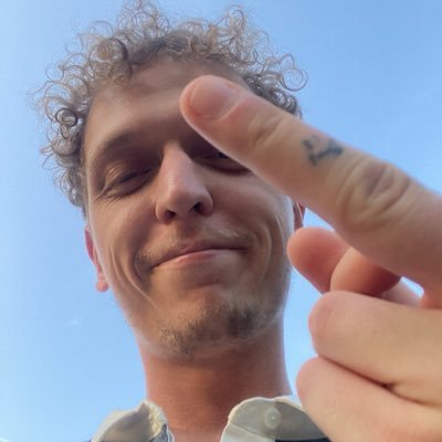 CivansMerter's profile picture. So you want to hear a couple of general and useless tweets??