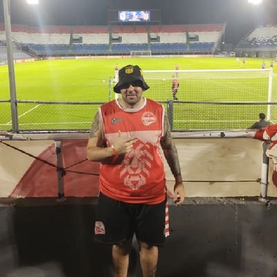 Yo estoy orgulloso de ser hincha de estudiantes y aunque me cueste la vida siempre voy a estar con vos...🎶