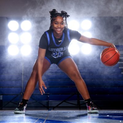 Lutheran High School St. Charles ‘25 👩🏾‍🎓 🏀5’6 “I can do all things through CHRIST” Philippians 4:13