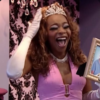 emosomali's profile picture. 