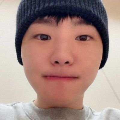 jjisoju's profile picture. 20 || multi
lulubog, lilitaw girly