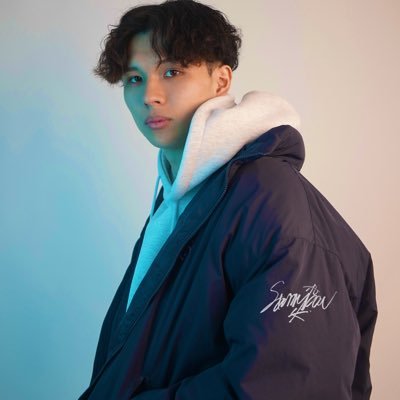 arashikawamura's profile picture. 12.23 New alubum「THE STORM」out now 2024.1.6〜全国のJOYSOUNDにてI'm offカラオケ解禁