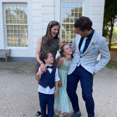 Bartstyle's profile picture. Teacher | Wanderlust | Football | Hardstyle | Running | Maaike, Saar & Wess