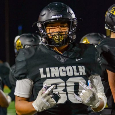 Lincoln High School- Tacoma | Class of 2027 | 🏈🏀| GPA 3.5| 6'3 220lbs|🏀-NW Rotary Rebels #7