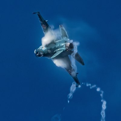 CVW-5 F/A-18E,F EA-18G 特にVFA-102 Diamond推しでしたが、現在は空自 F-2 第3飛行隊推しです。最近は百里基地で撮影しています。プラモは少しの合わせ目処理はしますが、墨入れやら汚しやらの技術は無く、エアブラシと筆で塗ってストレートに組んでいます。　写真の無断保存、転載ご遠慮下さい。
