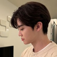 kale (@ngebatind) 's Twitter Profile