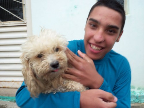 Apenas eu mesmo ]
Pedro lopes 
segue ai 
@PedroLopes29