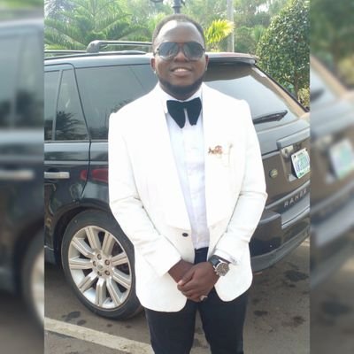 Left Handed Twin. Cybersecurity Analyst | Creative Designer & Strategist.