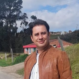 Papá, Pro vida, familia,educación,campo. Escritor-Profe universitario pre y posgrado 2008 a hoy.Concejal Tunja 2016-2019. Secretario de Movilidad de Tunja 2023.