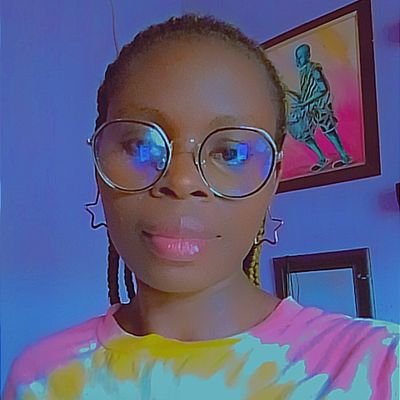 HerMotherDawta's profile picture. fashion designer✂️👘🪡🧵, entrepreneur🤑😎, fun to be with 😍😍