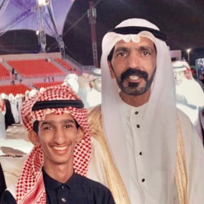 هذاحسابنا الشخصي ليس محدد مايكتب فيه فهو كوكتيل ديني ثقافي إعلاني فرفشه وضحك وكلمات غزل وحب وشعر الا مايغضب الله من صور وتغريدات فهذا ليس لها