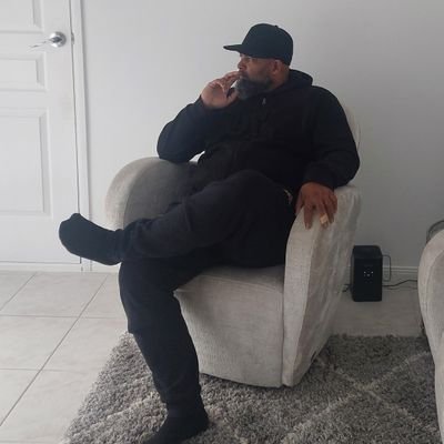 FNN23's profile picture. ❤
#Arsenal⚽️#Canucks🏒#Fiji🏉#Cowboys🏈
 🇨🇦🇫🇯✌🏾 #GKUNION member for life! 🙌🏽