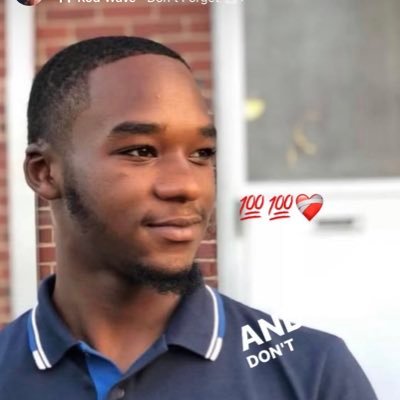 staytruemezi__'s profile picture. keep dreaming…