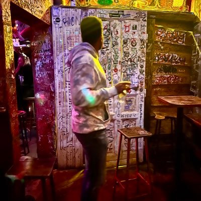 AymanChen's profile picture. Travel | Eat | Man Utd… Repeat!