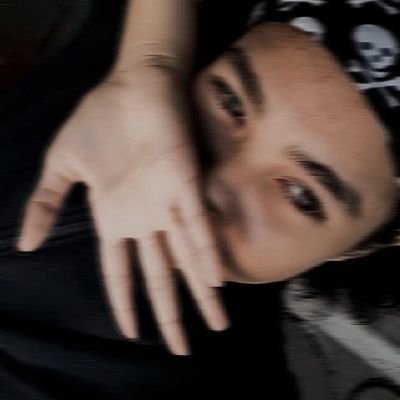 A la vrg la opinión de los demás 🖕🏼🖤