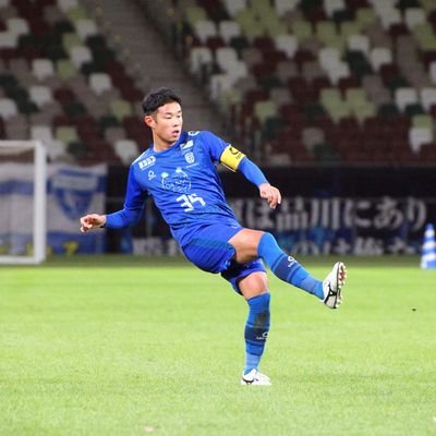 営業×サッカー選手/
受託＆ラボ案件：8割／エンド直、SIer直案件も多数保有

プロパーも営業中