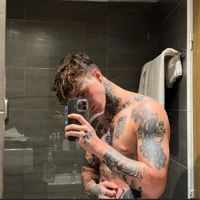 ssexyboy25's profile picture. 