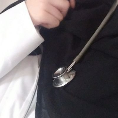 بسم الله النور ######## دهه هشتادی/دانشجوی مامایی🩺/شاعر ✒️
ـــ امام حسین:انگار دنیا هرگز نبوده است چنانچه آخرت همیشه هست..