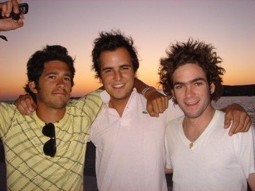 tillo19's profile picture. 