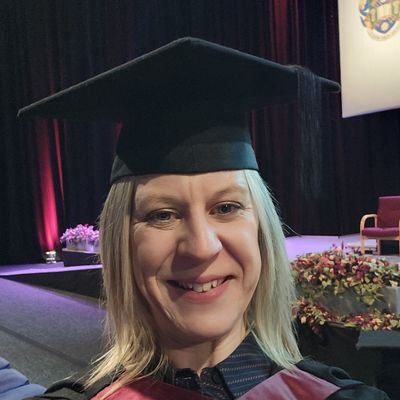 Consultant Practitioner @YorksAmbulance, ACP, RN, ALSi, EPALSi, FHEA MAcadME. Urgent & Emergency care, Resuscitation, and health professional education