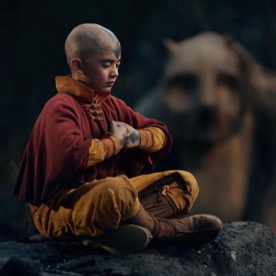 ismoolarr's profile picture. marketer