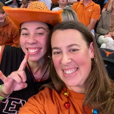 Asst. Principal at Durham Middle School, Wife, Longhorn Alum, current Longhorn Mom, Fighting Farmer Mom. Working to make a difference every single day!