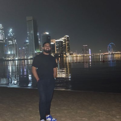 Devisbuilding's profile picture. Building something