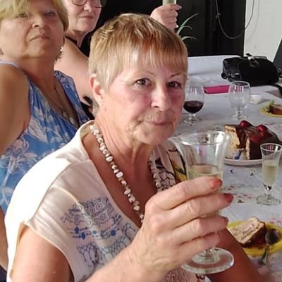 GladisRovira's profile picture. Jubilada