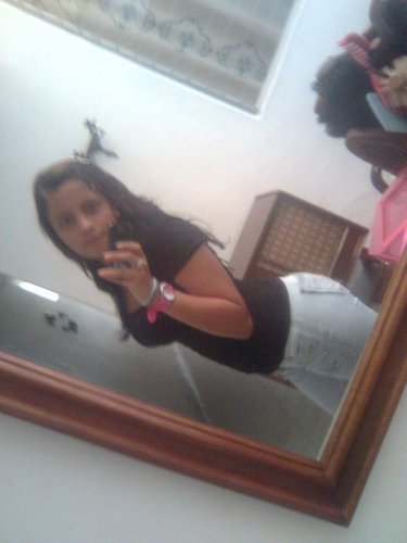 linita941's profile picture. Mmmm poko ke kontar!!!