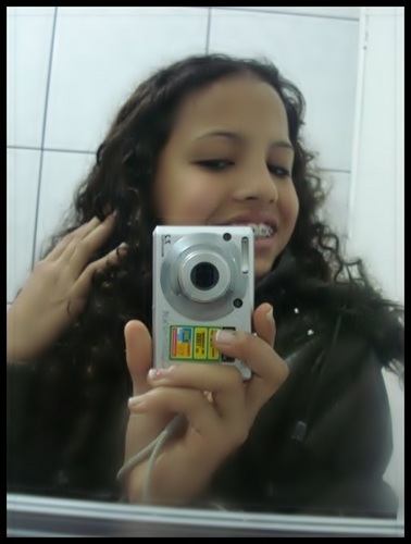 - Viver é para comuns eu faço, historia *-*