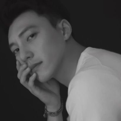 zhaoyang0727's profile picture. 专业全国大排量交强险，老车新车过户车，找我就能帮你省钱💰