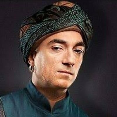 خواستند ما را دفن کنند غافل از اینکه ما بذر بودیم