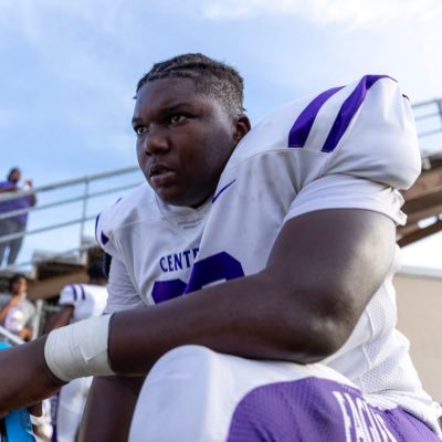 Omaha Central 2026 💜| 6'4 285 Right And Left Offense of tackle|  3 Sport Athlete | 3.3 GPA