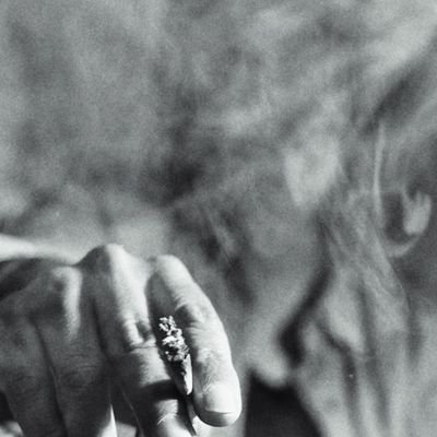 Rocoiv's profile picture. eso de ser feliz no me sale.