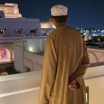 *لا شـــــــيء يربـــــــط بين روحـــــــين أكـــــــثر مـــــــن التفـــــــاهم و الثقة♥️*
