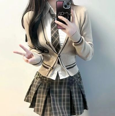 SherryBrow74065's profile picture. フォローありがとうございます！
仲良くしてくださいね。