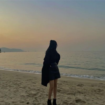 Azusa6477823137's profile picture. Dカップ/博多のアパレル店員/割とS/この間、婚約破棄なって寂しいから誰か遊ぼう笑！仕事終わりに会えるせふれ欲しい〜〜らいん待ってる！→https://t.co/uHkGrQSjM0